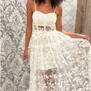 Altar’s State White Floral Lace Dress